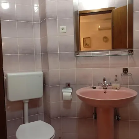 Rooms Helena Krk Town Exterior photo