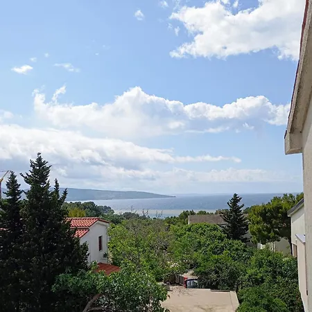 Rooms Helena Krk Town Exterior photo