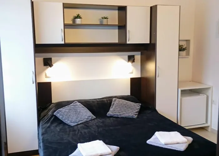 Rooms Helena